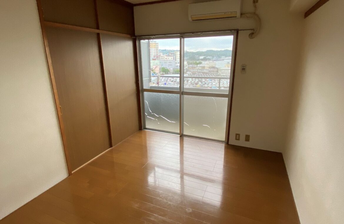 シーサイドマンション – 703号室