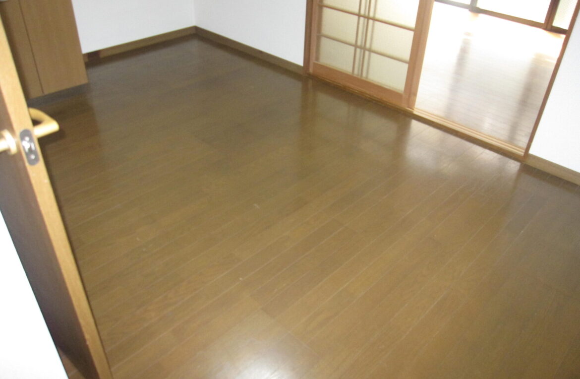 シルクハウス – 202号室