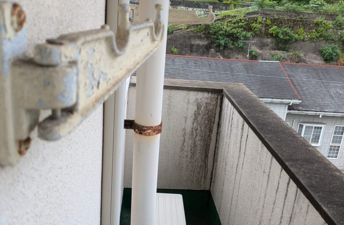 勝富町4階建 – 301号室