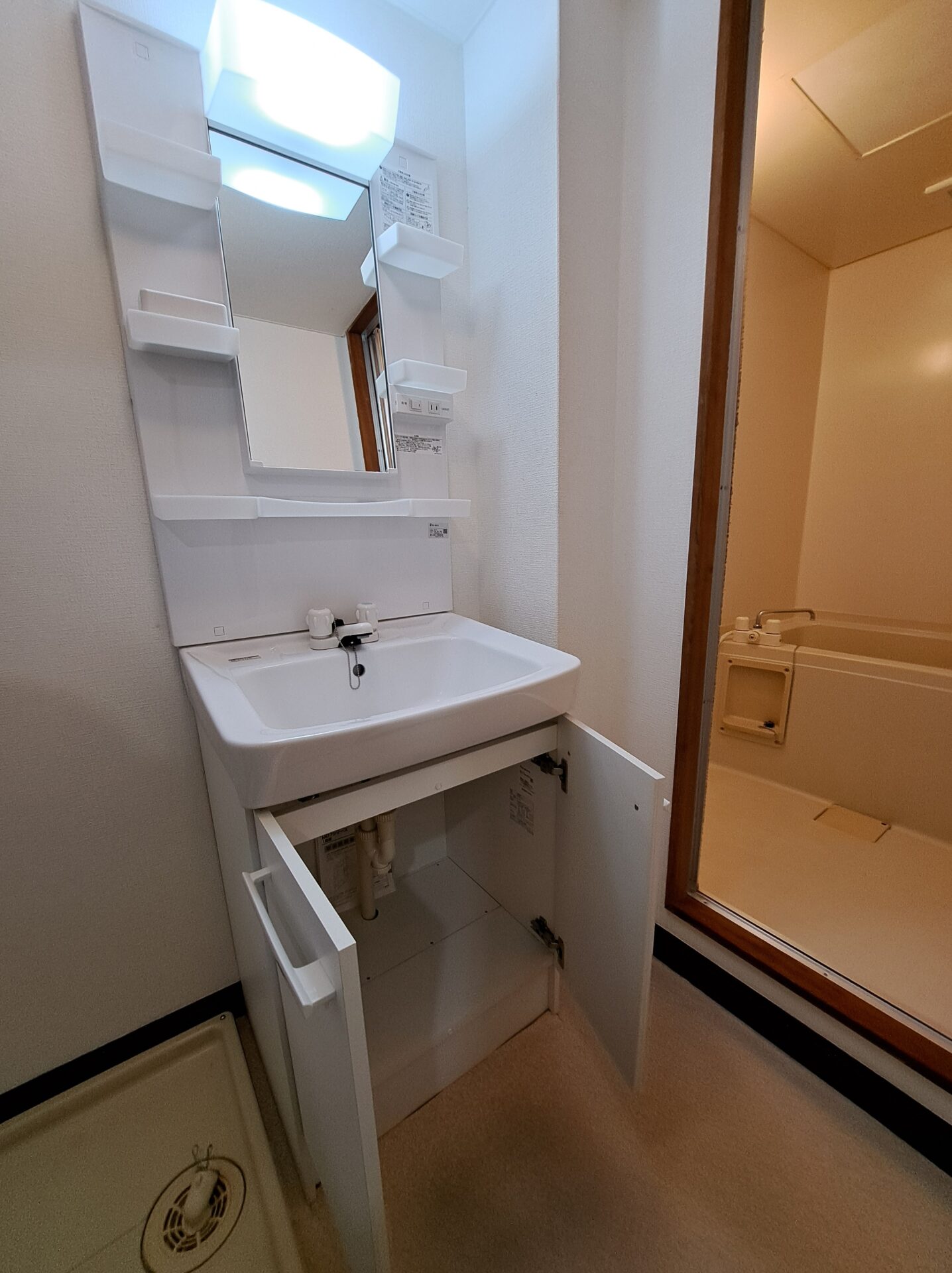 JAM11 – 302号室